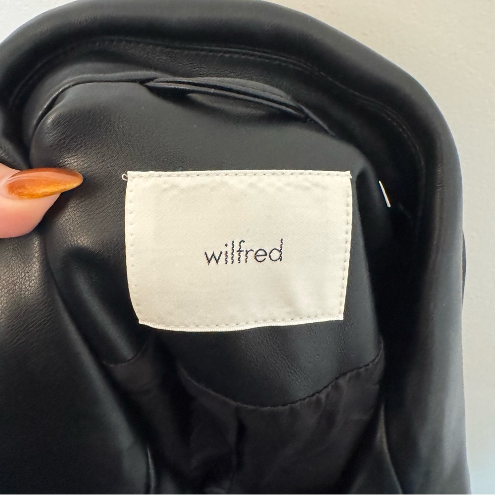 Aritzia Black Leather Jacket - Picture 5 of 9